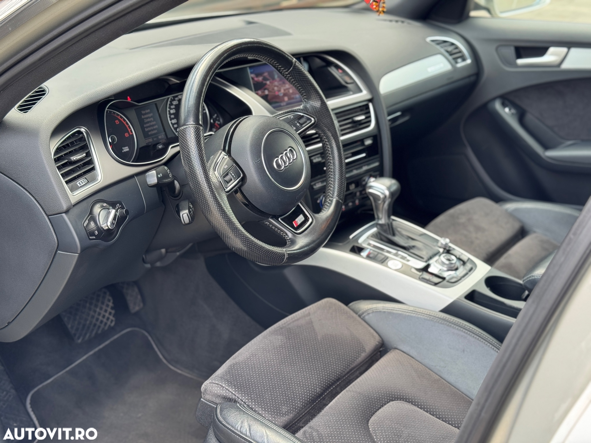 Audi A4 2.0 TDI DPF quattro S tronic S line Sportpaket - 10