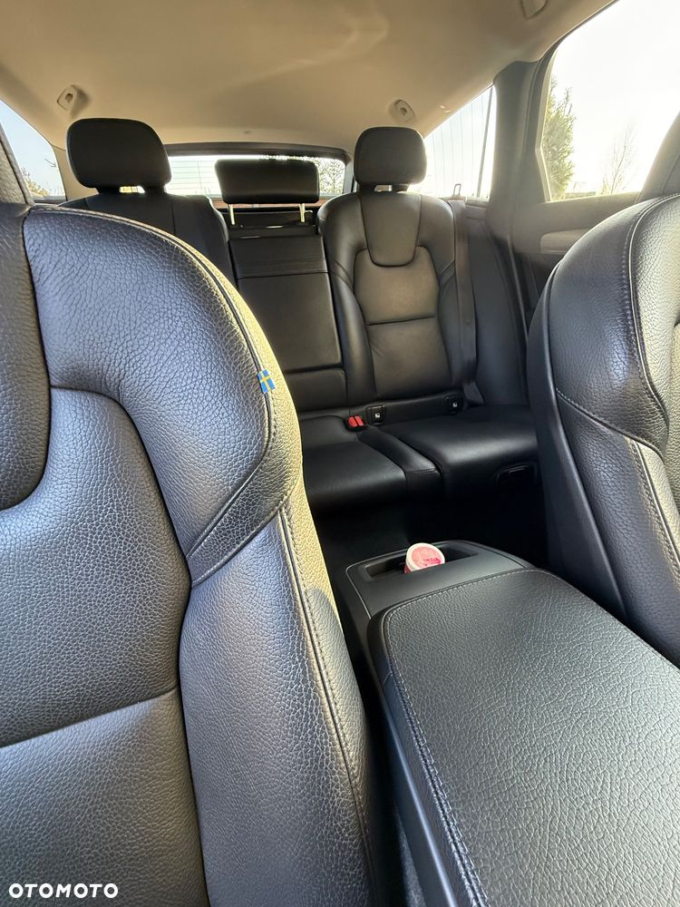 Volvo V90 D4 Momentum Pro - 9