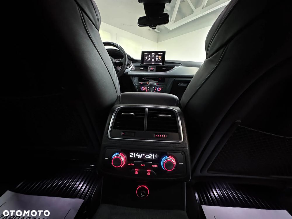 Audi A6 Avant 2.0 TDI Ultra S tronic - 23