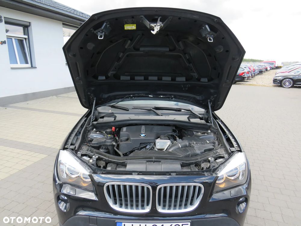 BMW X1 xDrive28i - 40