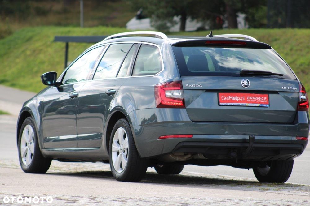 Skoda Octavia 2.0 TDI DSG Sport Edition - 6