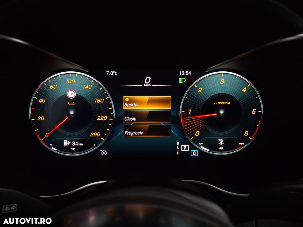 Mercedes-Benz GLC 220 d 4Matic 9G-TRONIC - 24