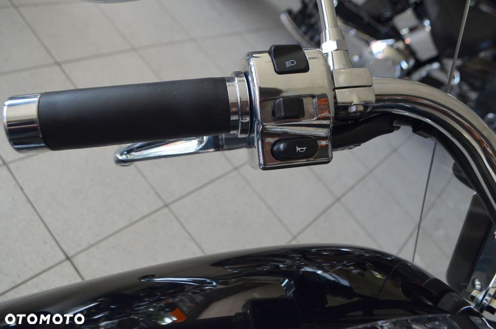 Yamaha Road Star - 37