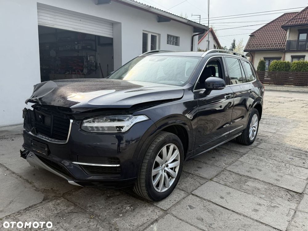 Volvo XC 90 D5 AWD Geartronic Momentum - 1