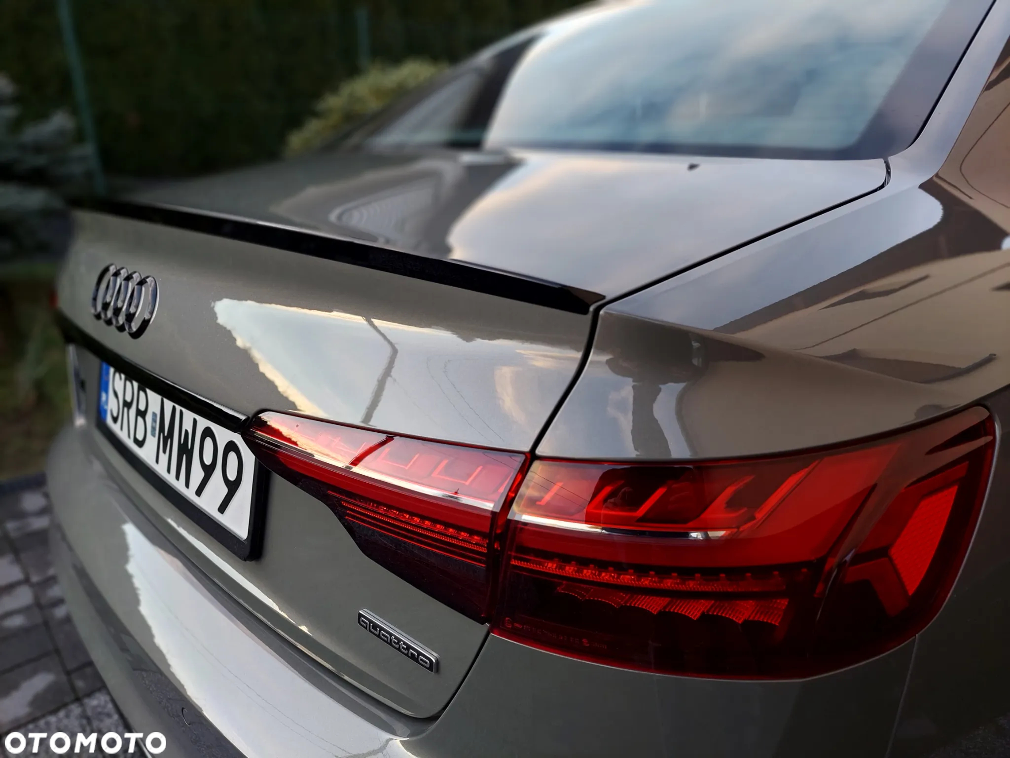 Audi A4 Avant 45 TFSI quattro S tronic S line - 17