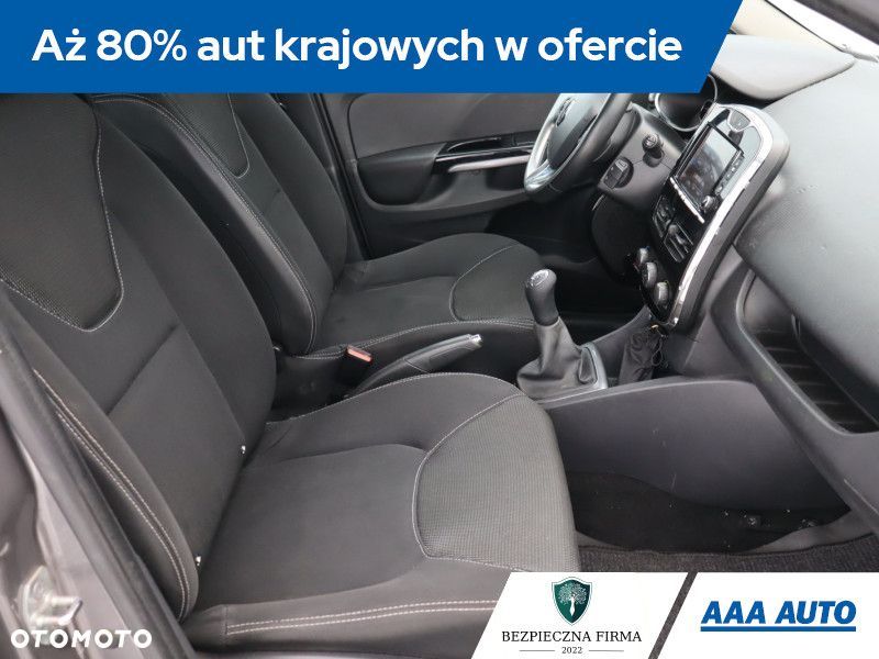 Renault Clio - 11