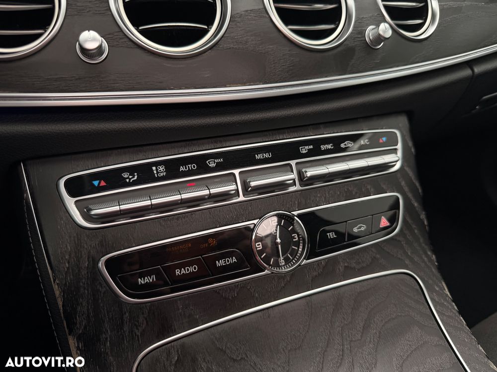 Mercedes-Benz E 200 d 9G-TRONIC AMG Line - 12