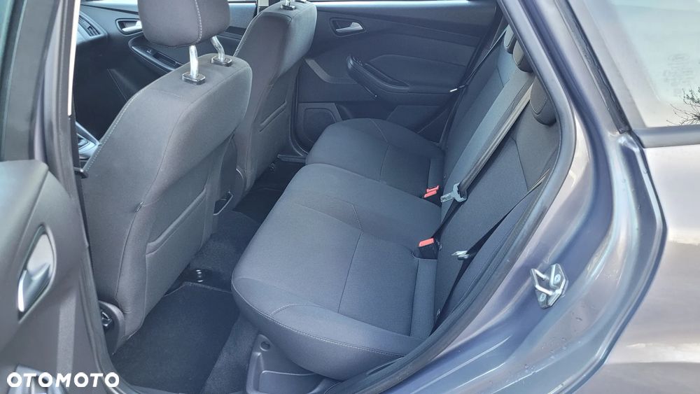 Ford Focus - 17