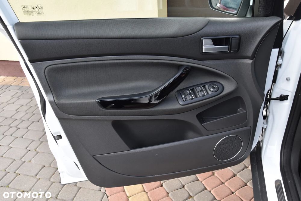 Ford Kuga 2.0 TDCi 4x4 Titanium - 30