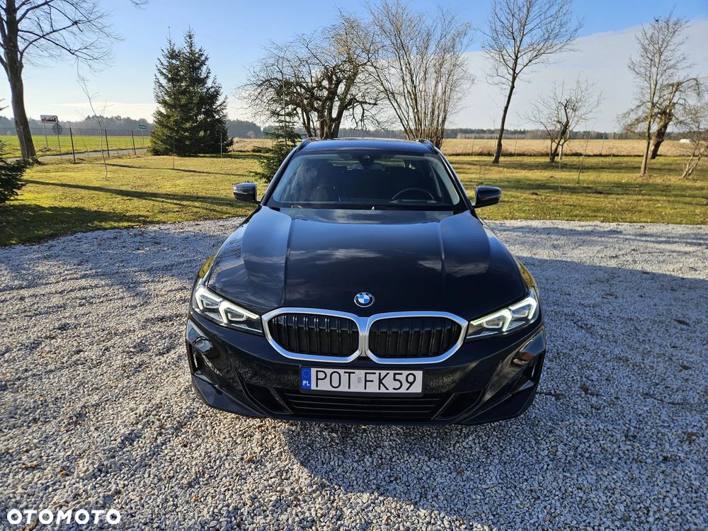 BMW Seria 3 318d Sport Line Shadow - 15