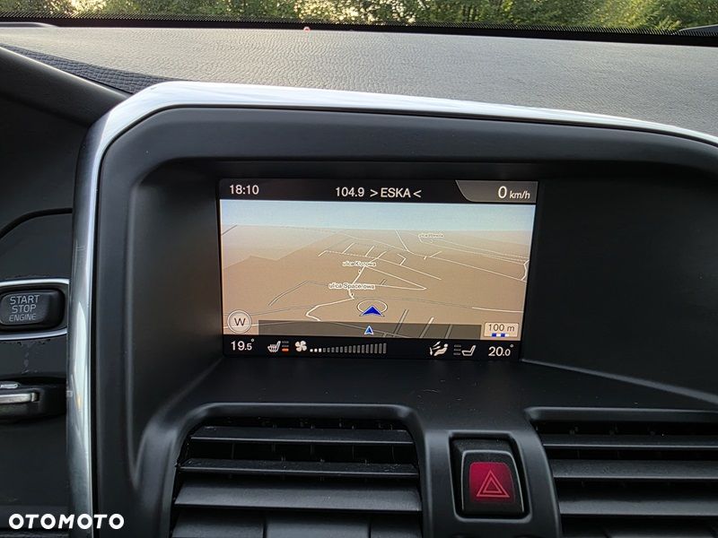 Volvo XC 60 D3 Geartronic Summum - 16