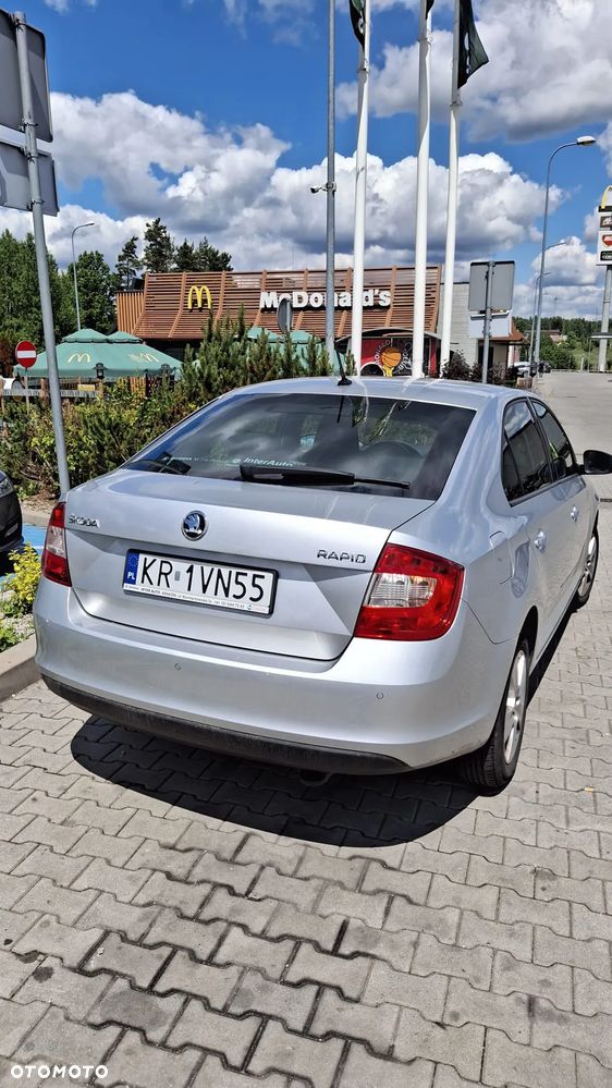 Skoda RAPID 1.2 TSI Ambition - 23