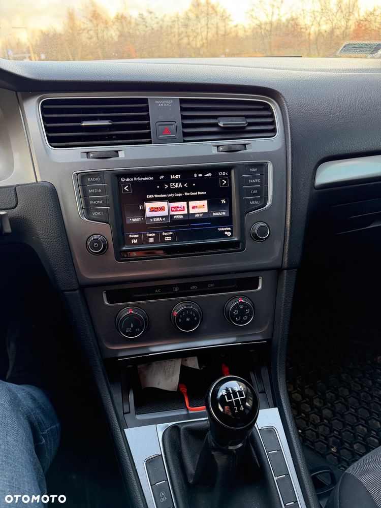 Volkswagen Golf 1.6 BlueTDI Comfortline - 6