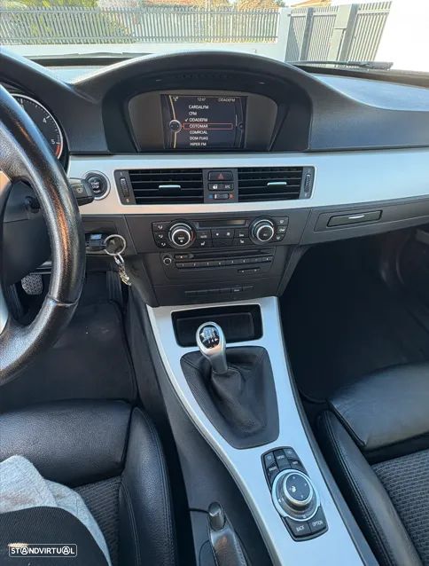 BMW 318 d Navigation - 17