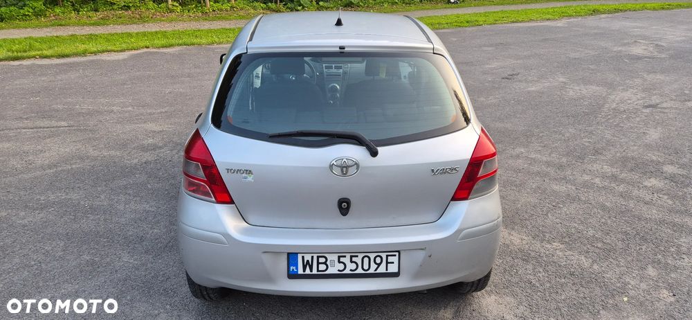 Toyota Yaris 1.33 Luna - 9