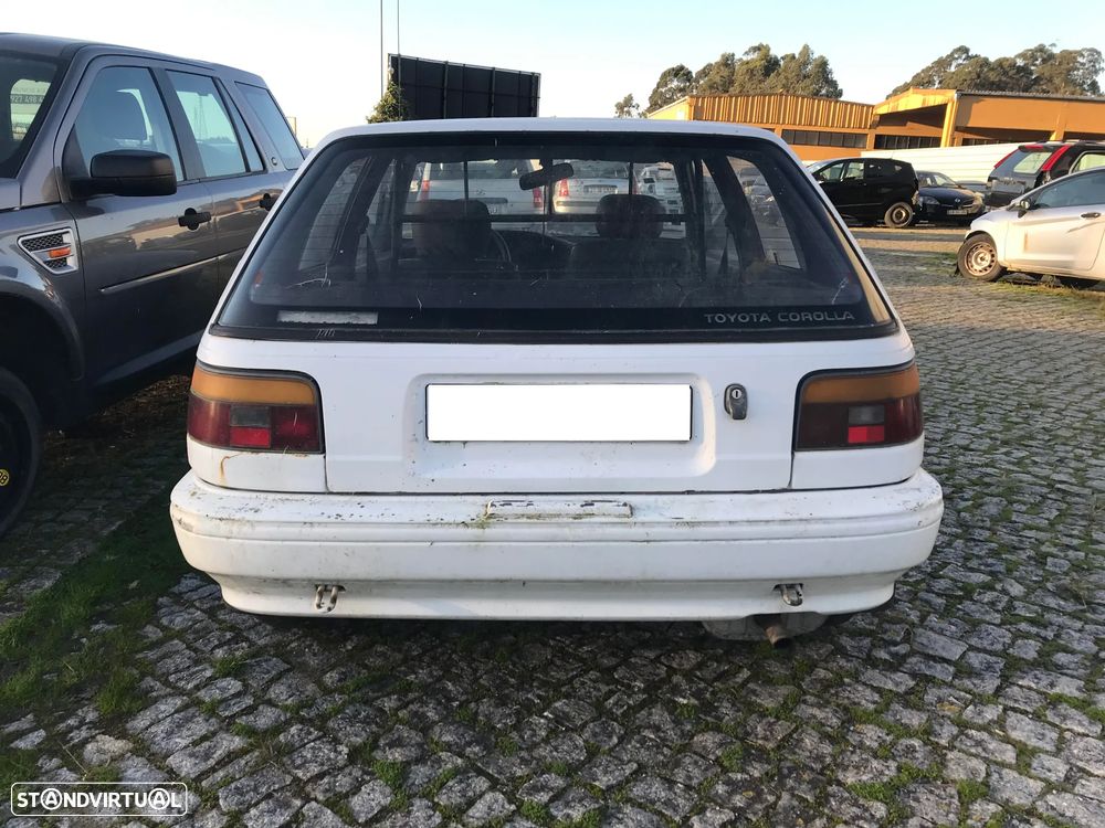 Toyota Corolla E9 1.8d Van 1989 - Para Peças - 4