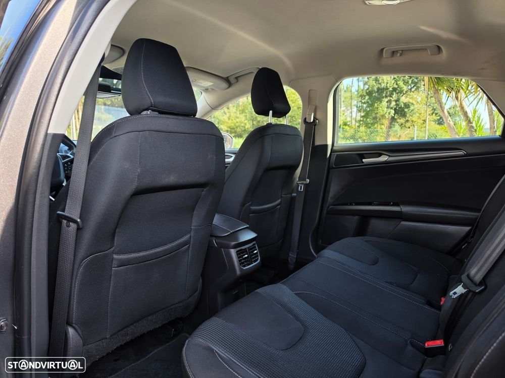Ford Mondeo - 11