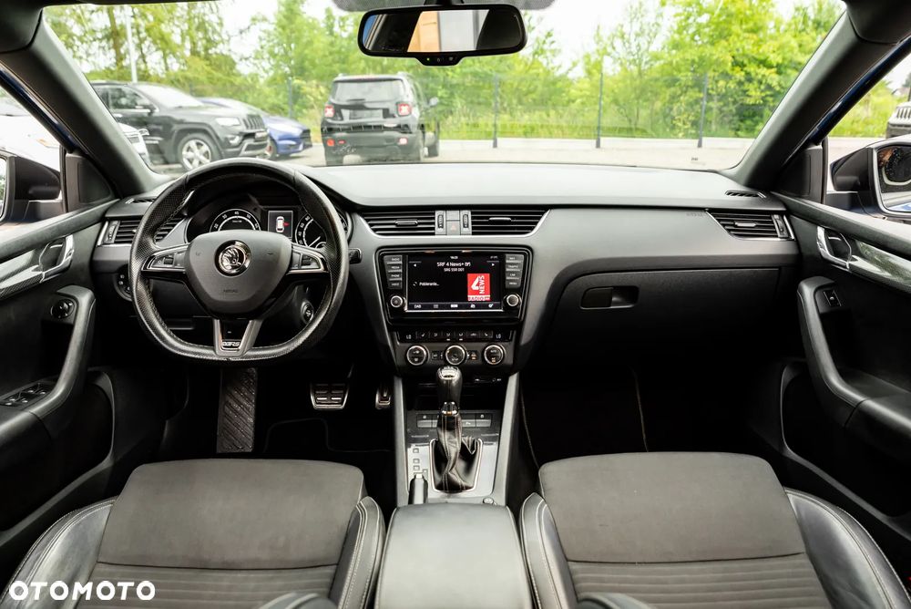 Skoda Octavia 2.0 TSI (Green tec) DSG RS - 28
