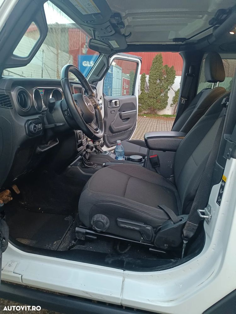 Jeep Wrangler 2.0 T-GDI Hardtop AWD Automatik Sport - 8