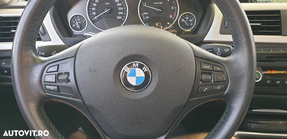 BMW Seria 3 320d - 11
