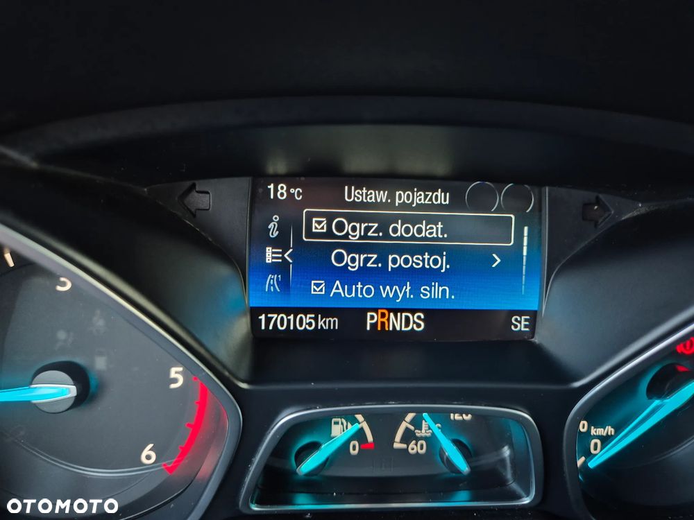 Ford Kuga 2.0 TDCi 4x4 ST-Line - 26