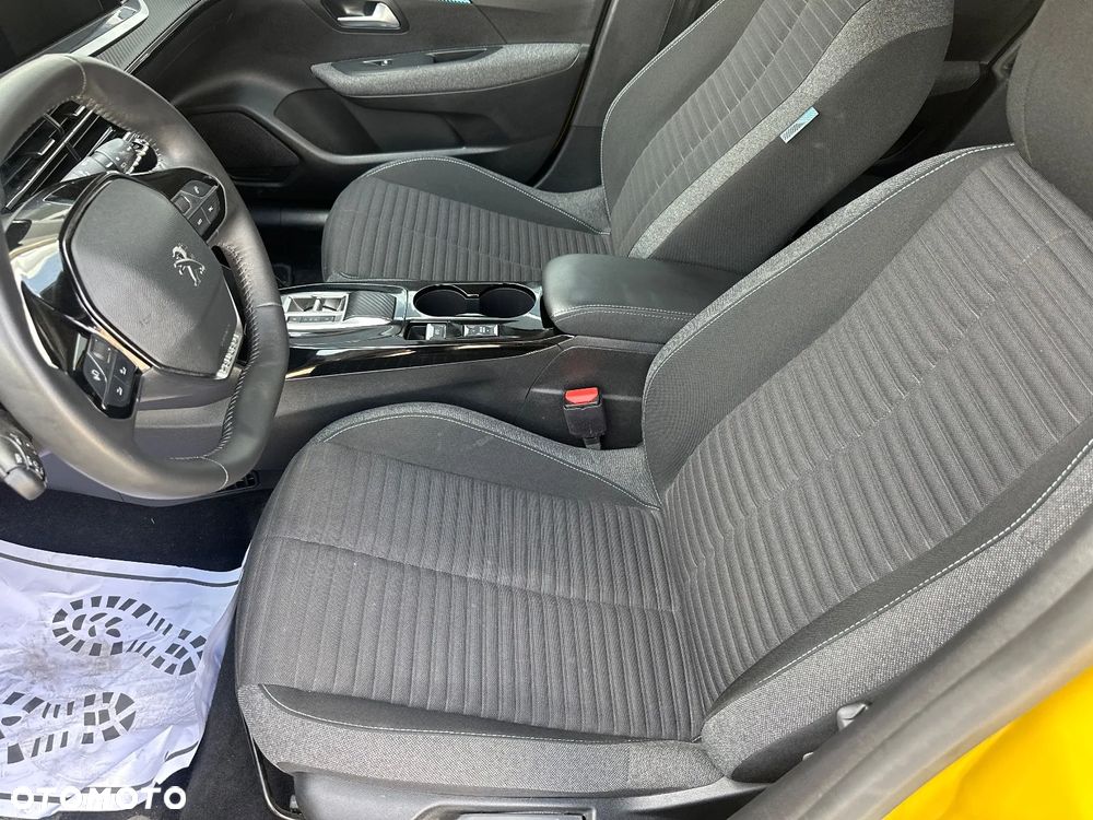Peugeot 208 Elektromotor 136 Allure+ - 20