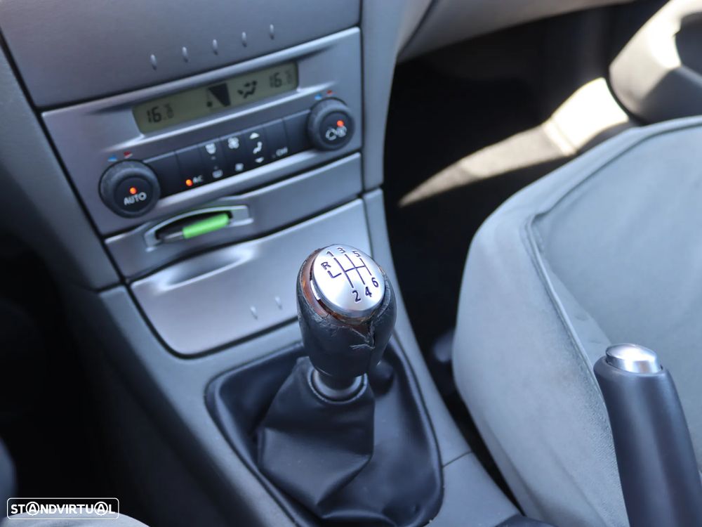 Renault Laguna 1.9 dCi Privilège - 23