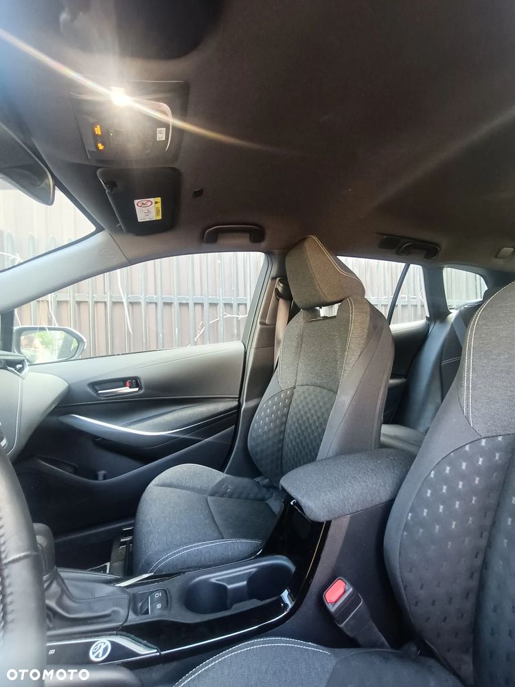 Toyota Corolla 1.8 Hybrid Comfort - 19
