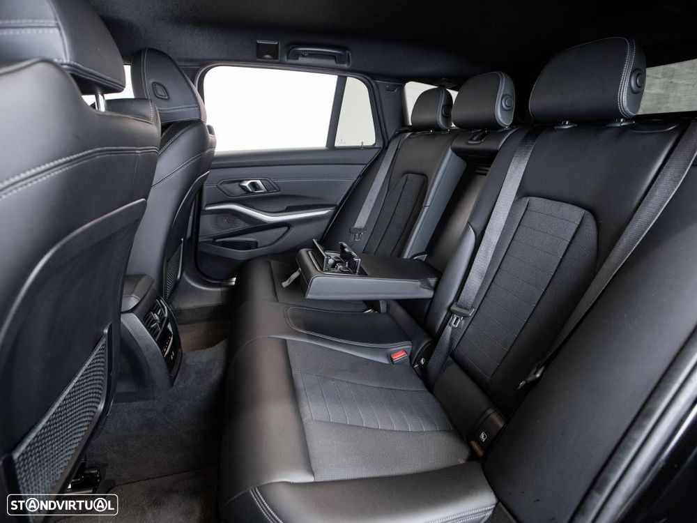 BMW 320 e Touring Corporate Edition Auto - 11