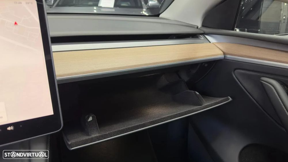 Tesla Model Y Long Range Tração Integral - 23