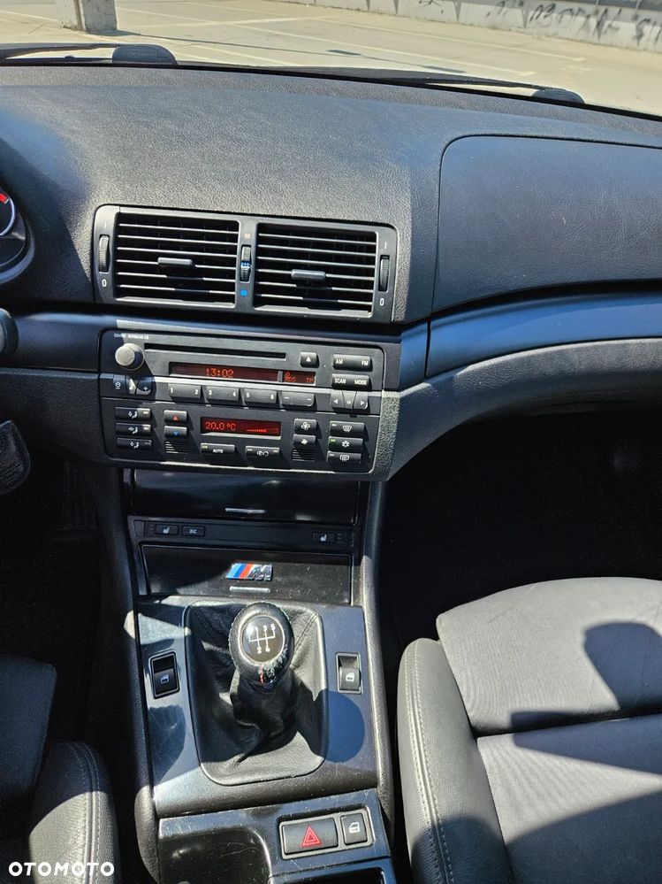 BMW Seria 3 320i - 22