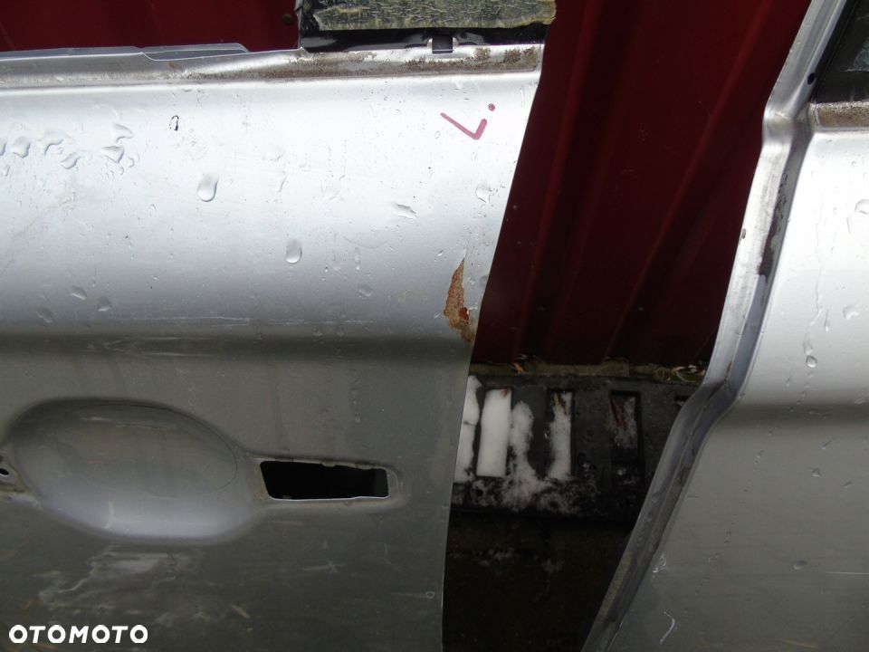 Mitsubishi Outlander drzwi lewe - 8