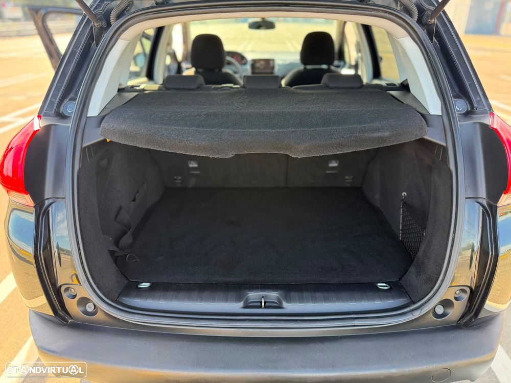 Peugeot 2008 1.2 PureTech Style - 3