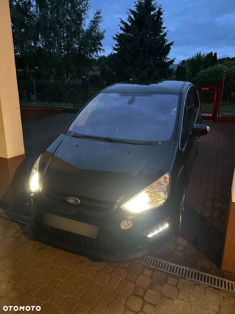 Ford S-Max 2.0 TDCi DPF Titanium - 19