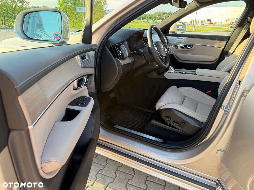 Volvo XC 90 - 16