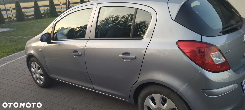 Opel Corsa - 2