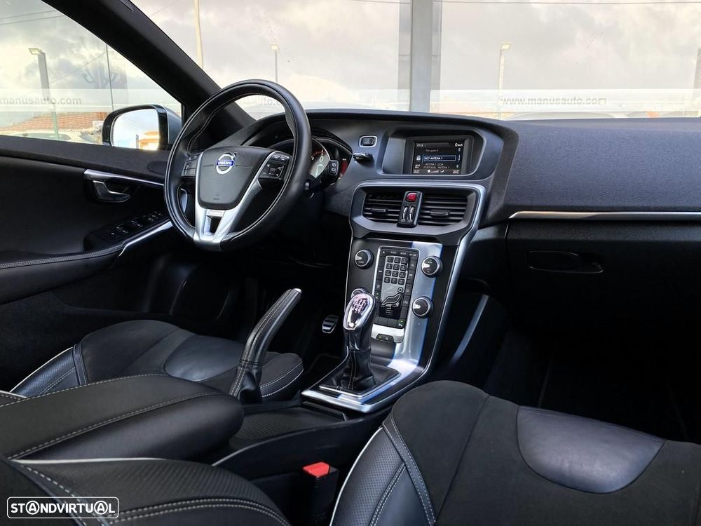 Volvo V40 1.6 D2 R-Design Momentum - 16