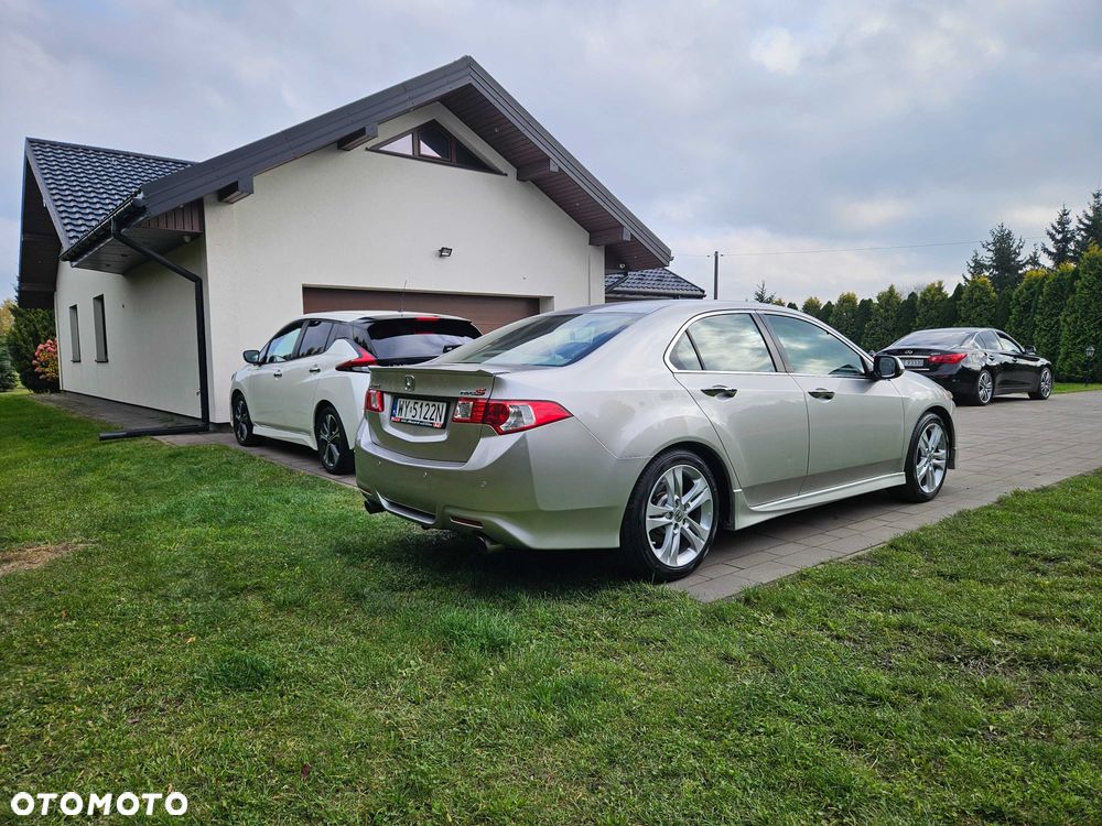 Honda Accord - 4