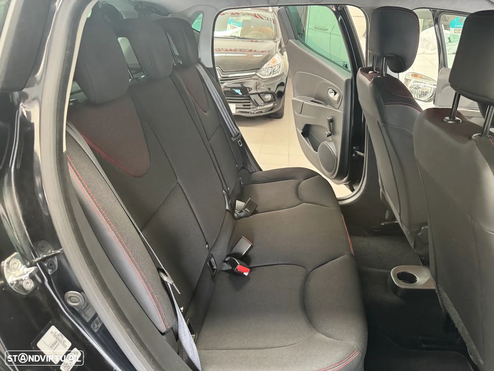 Renault Clio TCe 90 Luxe - 20