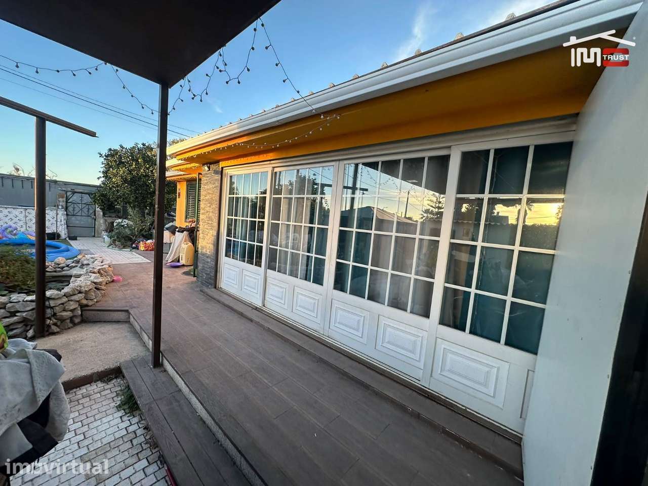 Lote Rústico 330m2 c/Moradia Térrea, Coz. Equipada, Suite, Open Spa... - Grande imagem: 5/36