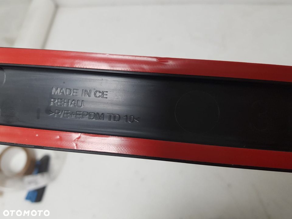 PEUGEOT 107 CITROEN C1 3D 09-12 LIFT LISTWA DRZWI PRZEDNICH LEWYCH PRZÓD LEWY NOWA 8545CK ORYGINAŁ - 3