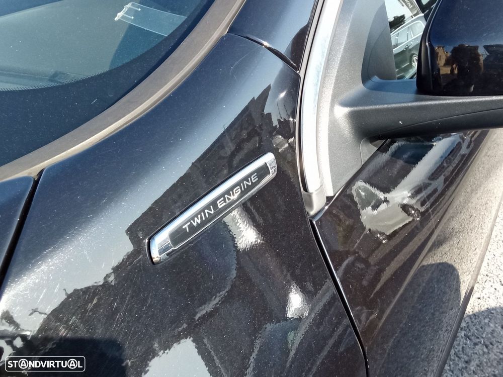 Volvo V60 2.4 D6 Momentum AWD Phev - 10