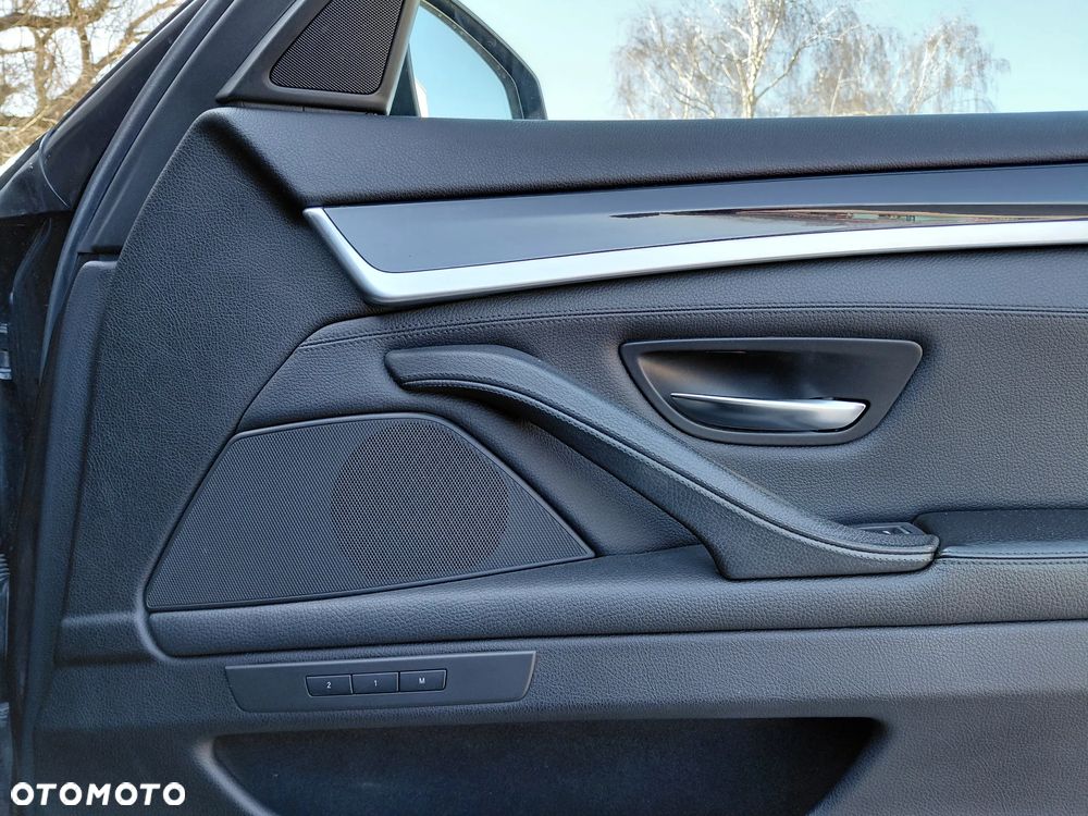 BMW Seria 5 520d Modern Line - 12