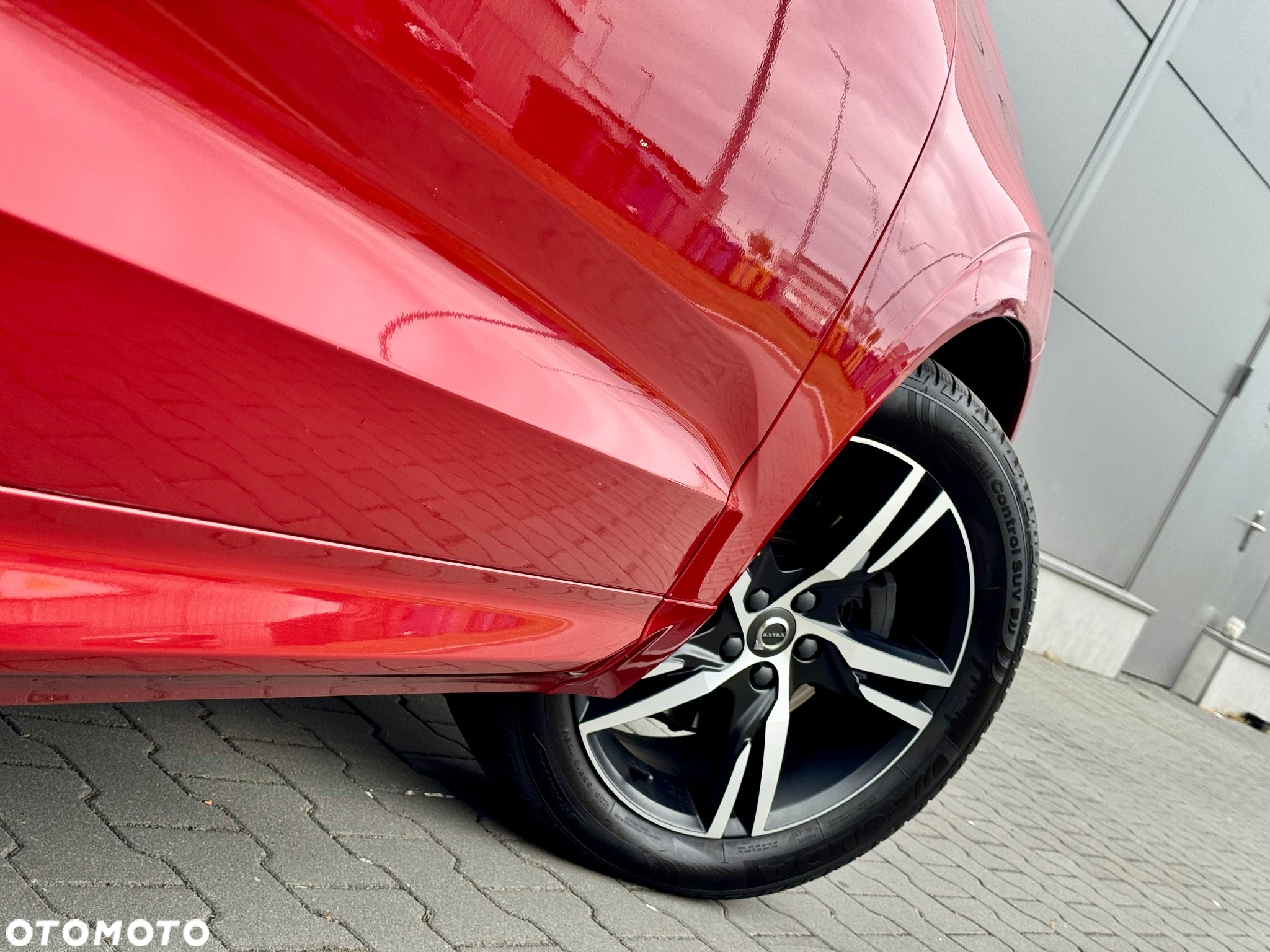 Volvo XC 60 D4 R-Design - 29