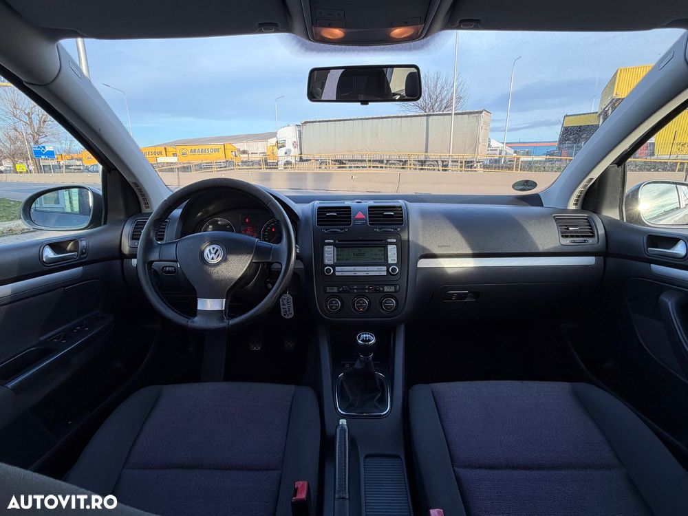 Volkswagen Golf 1.9 TDI DPF Tour - 36