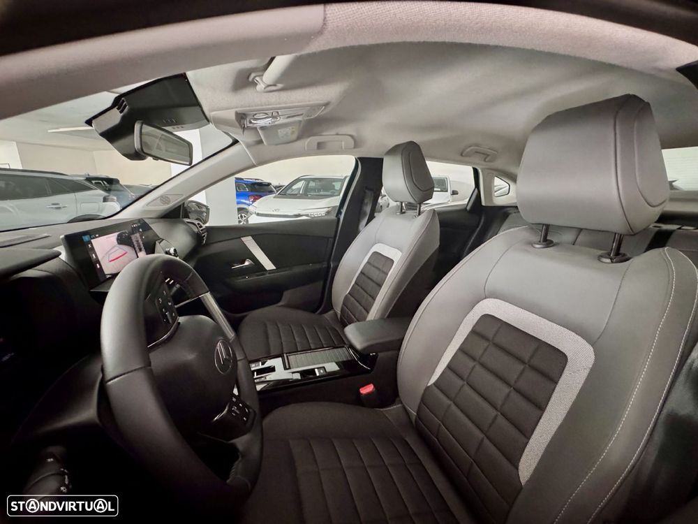 Citroën e-C4 X 54 kWh Autonomia Alargada Plus - 9