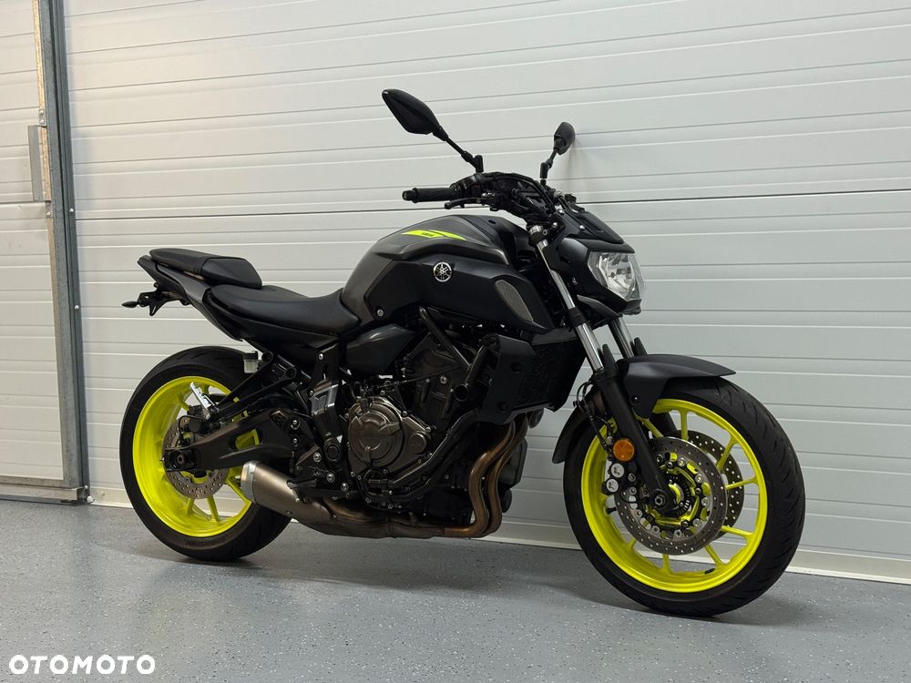 Yamaha MT - 1