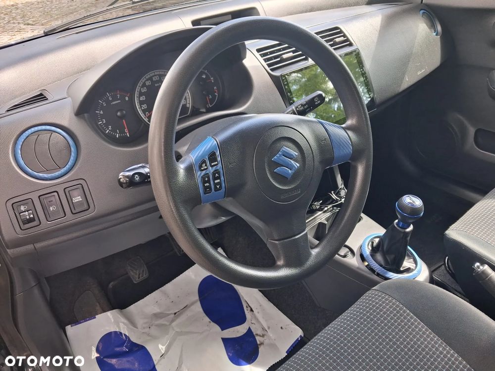 Suzuki Swift - 19