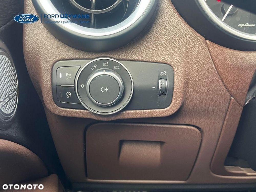 Alfa Romeo Stelvio 2.0 Turbo TI Q4 - 18