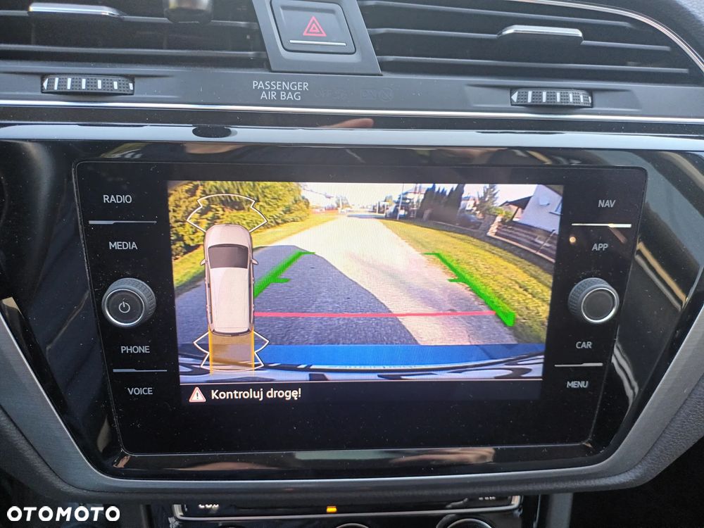 Volkswagen Touran 1.5 TSI EVO Comfortline Plus - 25